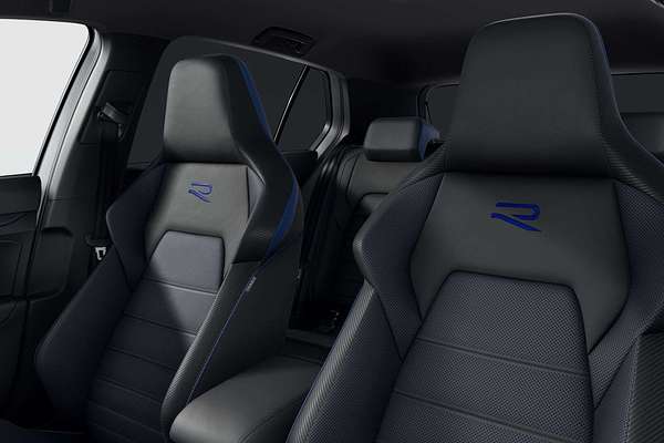 2025 Volkswagen Golf R Black Edition 8.5