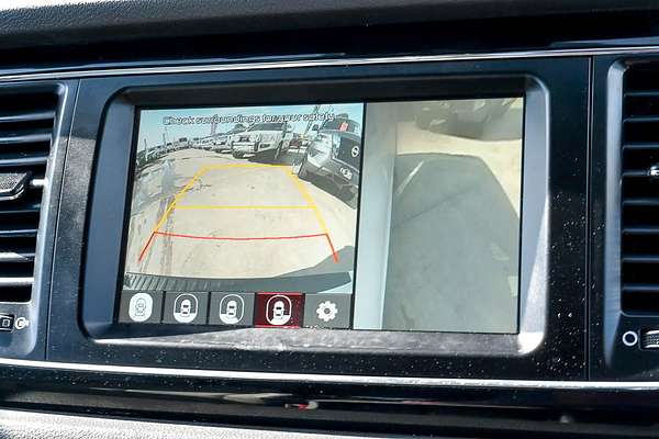 2017 Kia Carnival Platinum YP