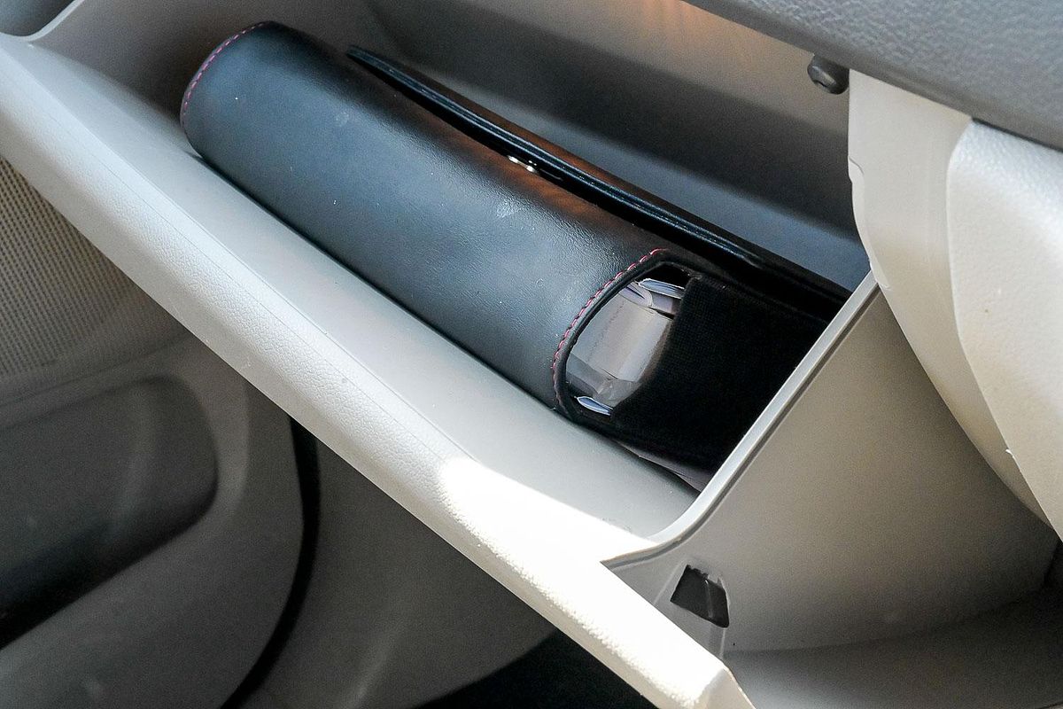 2017 Kia Carnival Platinum YP