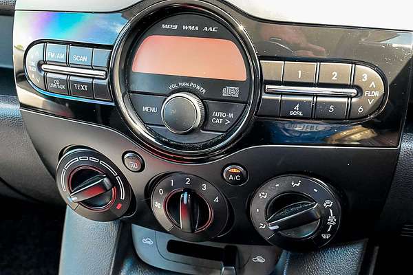 2014 Mazda 2 Neo Sport DE Series 2