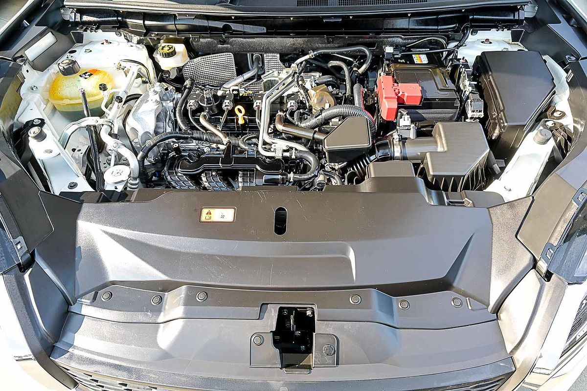 2023 Mitsubishi Outlander ES ZM
