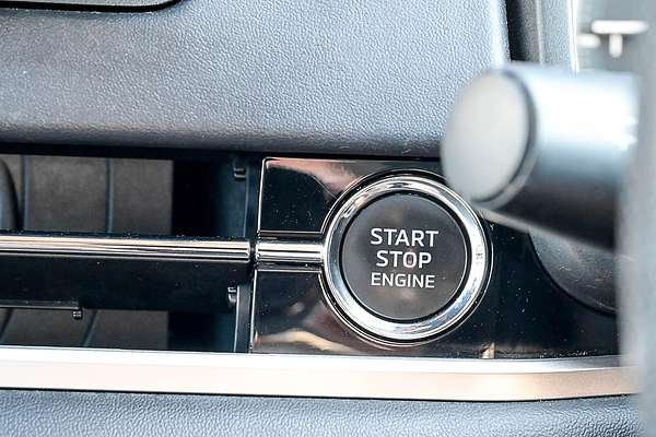 2023 Mitsubishi Outlander ES ZM