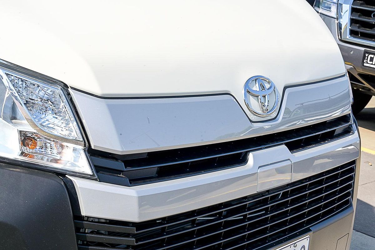 2022 Toyota Hiace GDH300R LWB