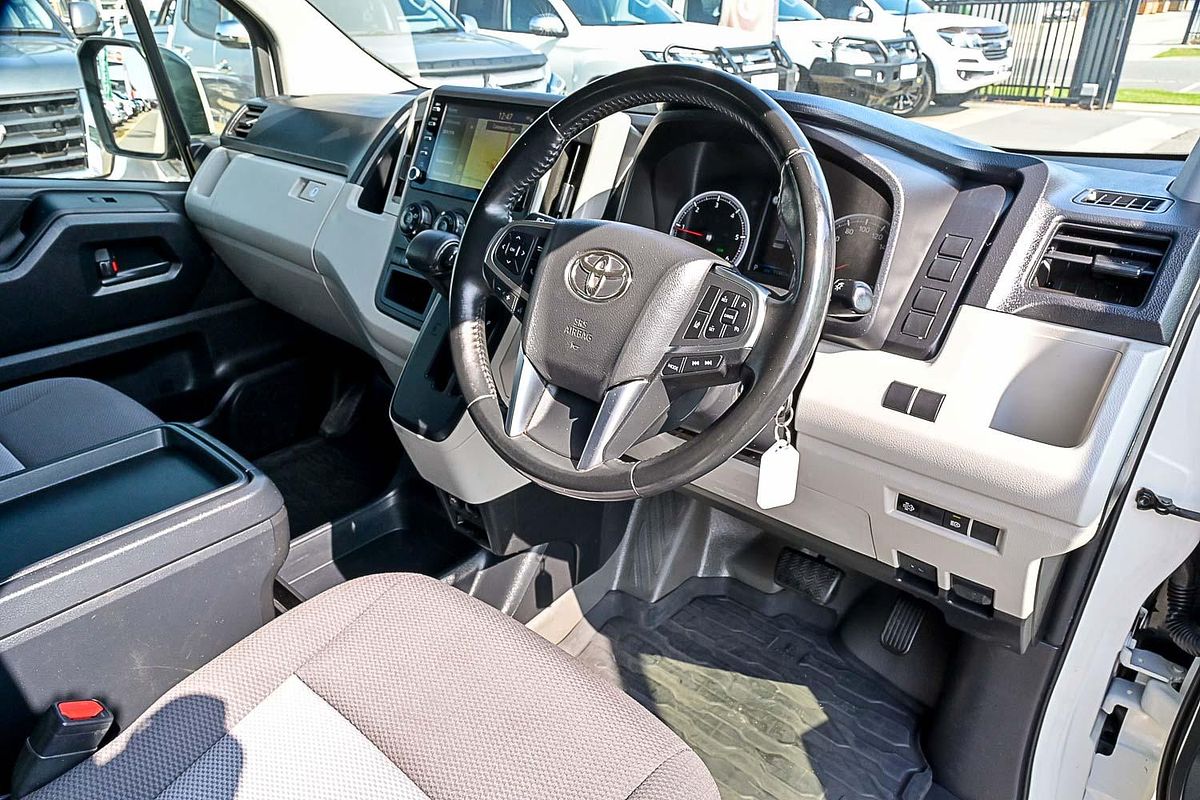 2022 Toyota Hiace GDH300R LWB