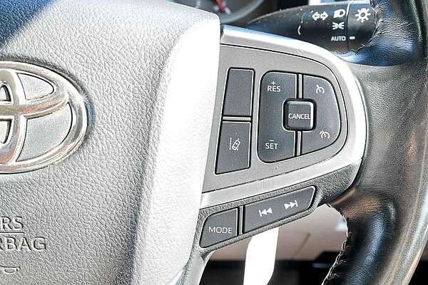 2022 Toyota Hiace GDH300R LWB