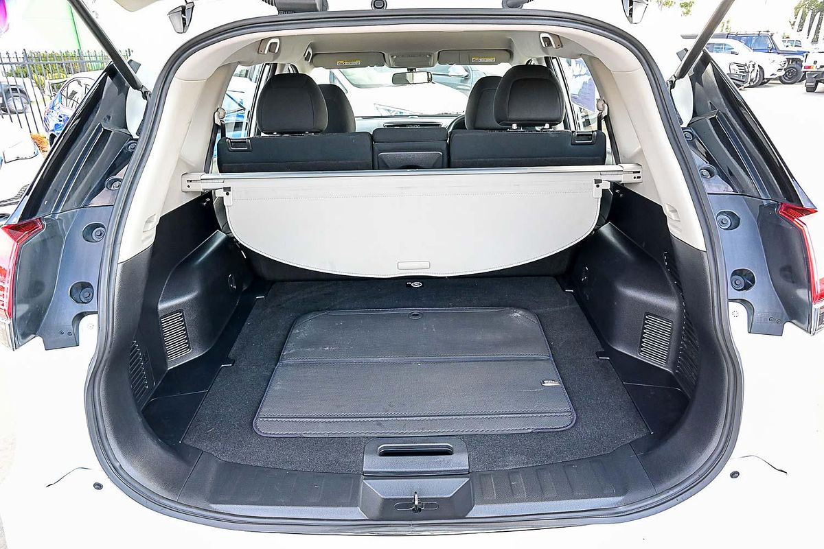2022 Nissan X-TRAIL ST T32