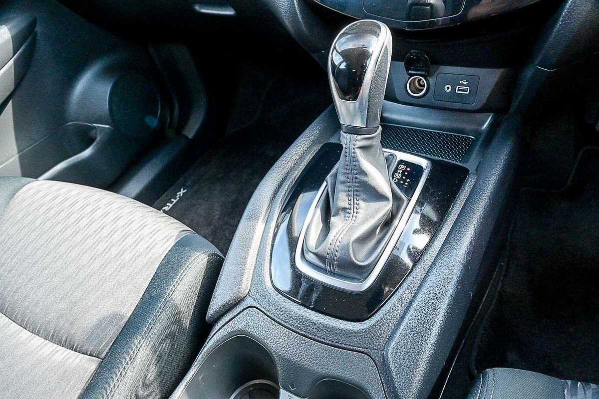 2022 Nissan X-TRAIL ST T32