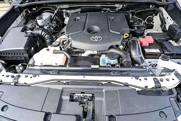 2021 Toyota Hilux SR5 GUN126R 4X4