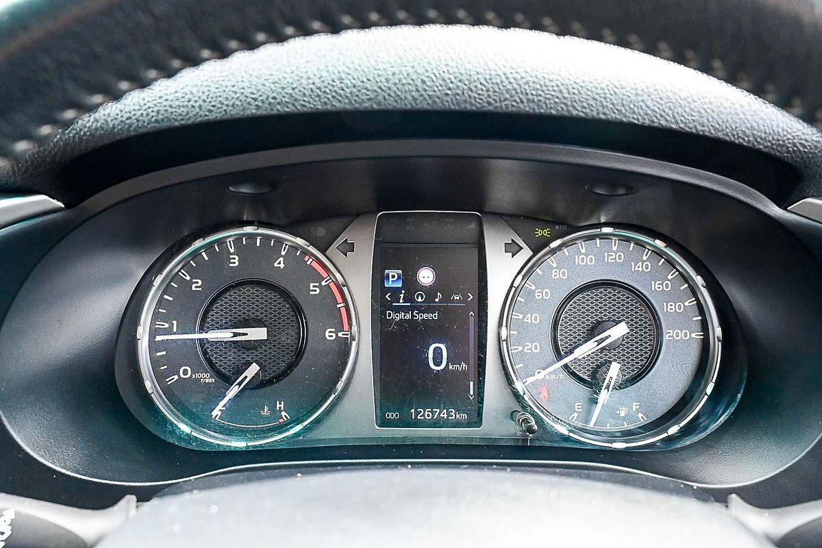 2021 Toyota Hilux SR5 GUN126R 4X4