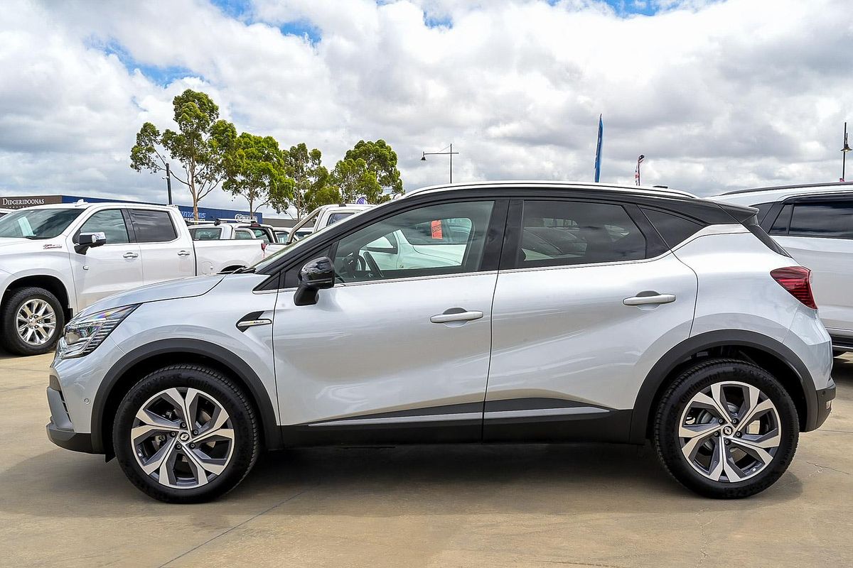 2022 Renault Captur R.S. Line XJB