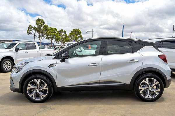2022 Renault Captur R.S. Line XJB