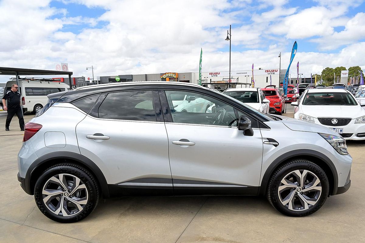 2022 Renault Captur R.S. Line XJB