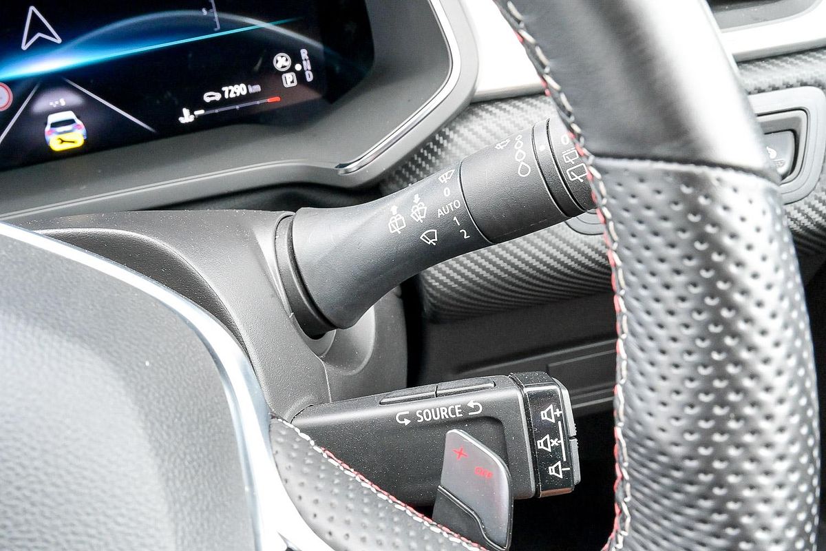 2022 Renault Captur R.S. Line XJB