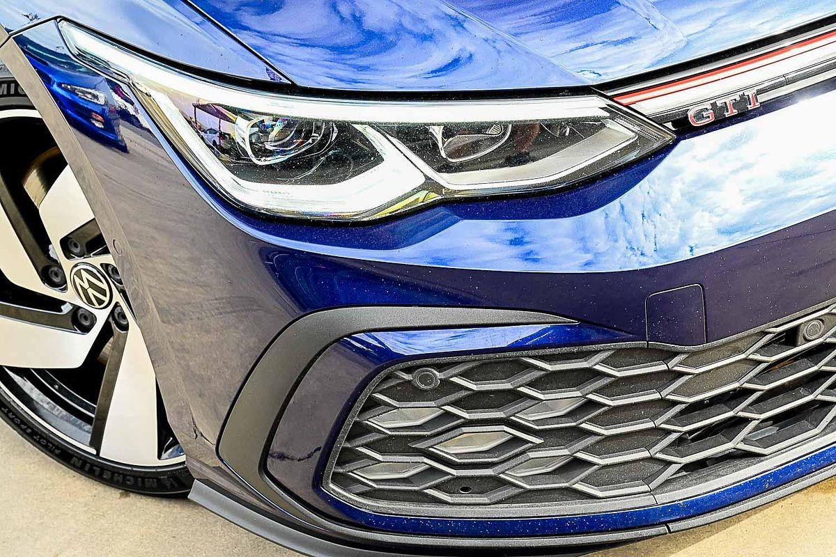 2022 Volkswagen Golf GTI 8