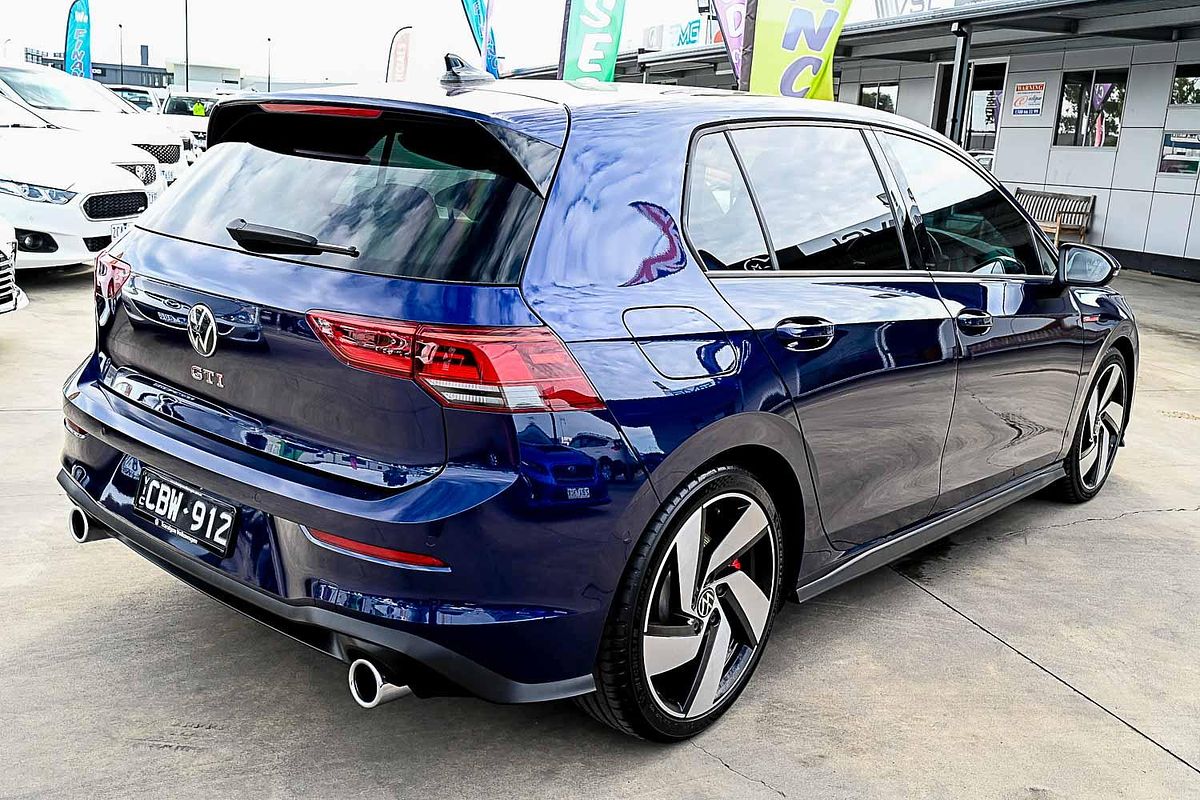2022 Volkswagen Golf GTI 8