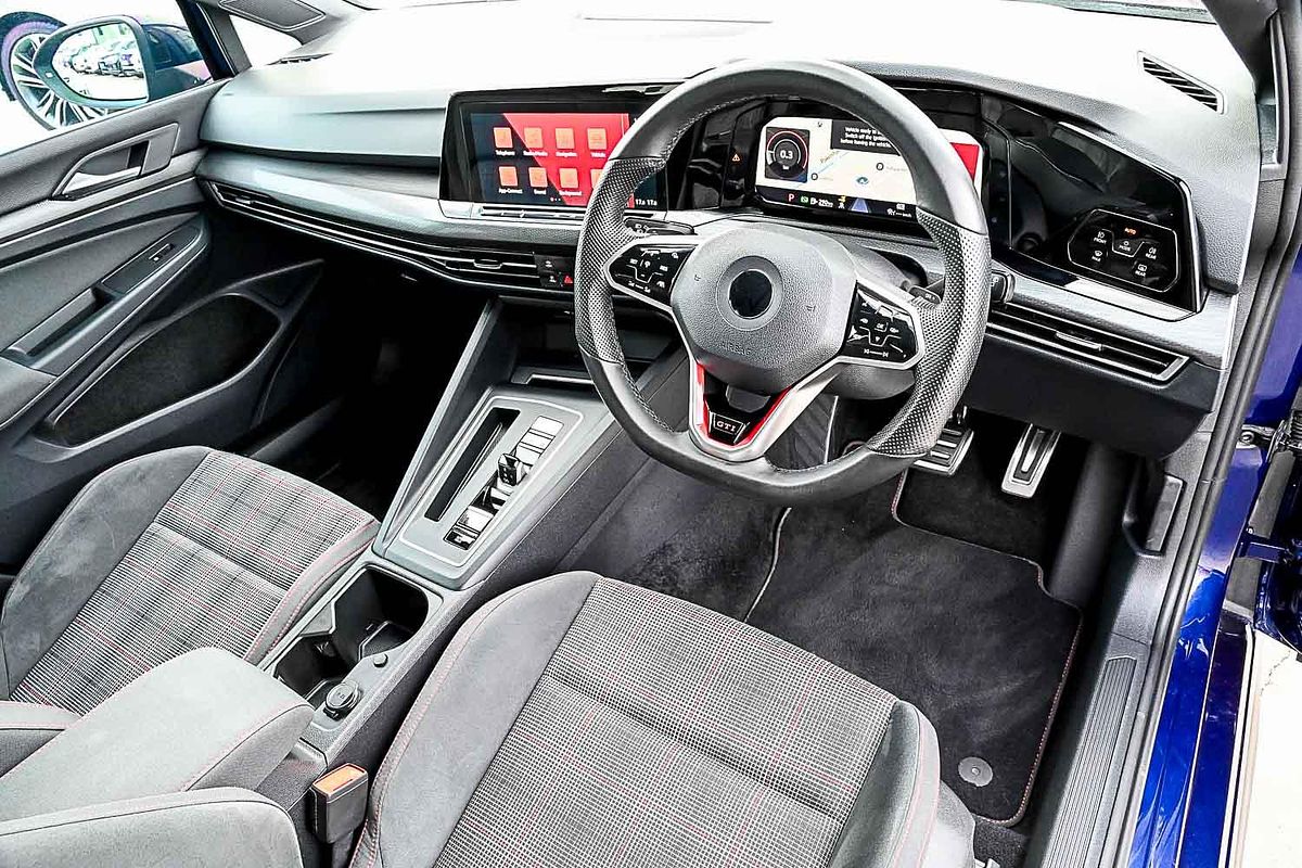 2022 Volkswagen Golf GTI 8