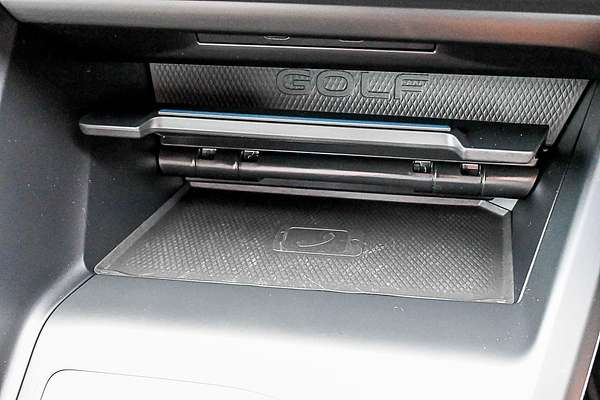 2022 Volkswagen Golf GTI 8