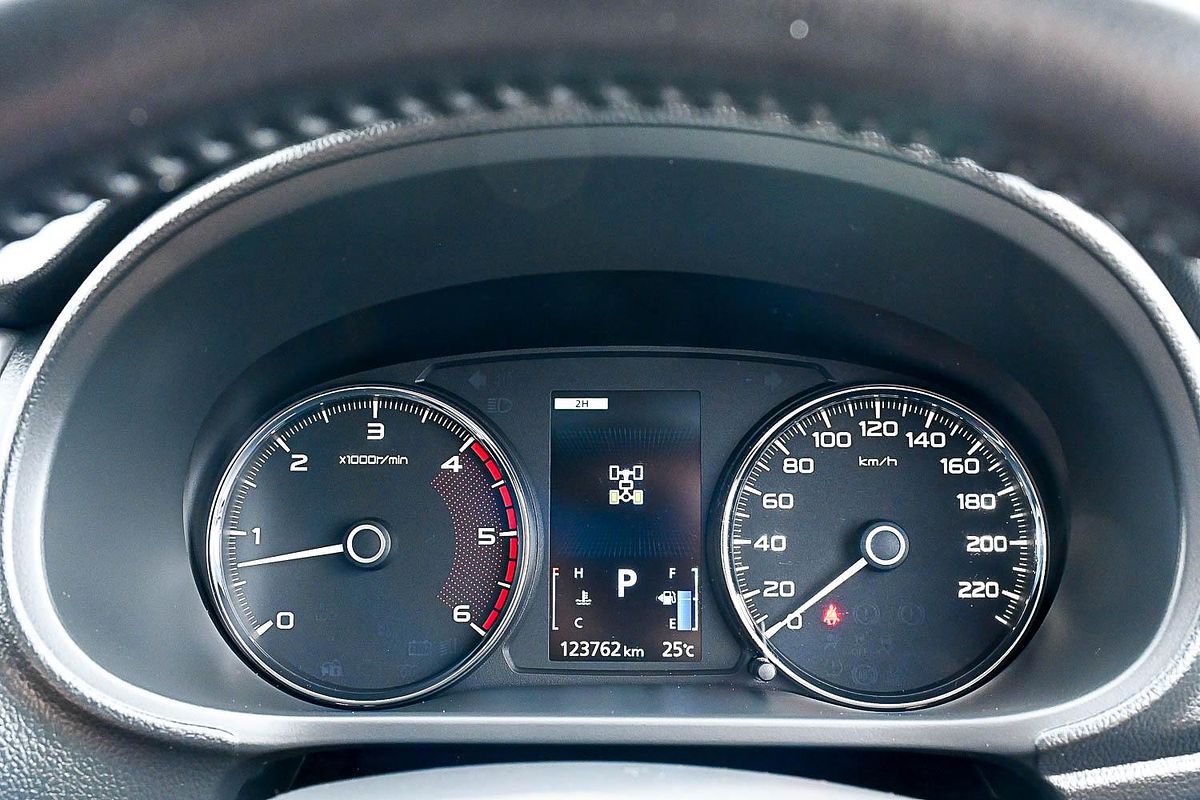 2016 Mitsubishi Pajero Sport GLS QE