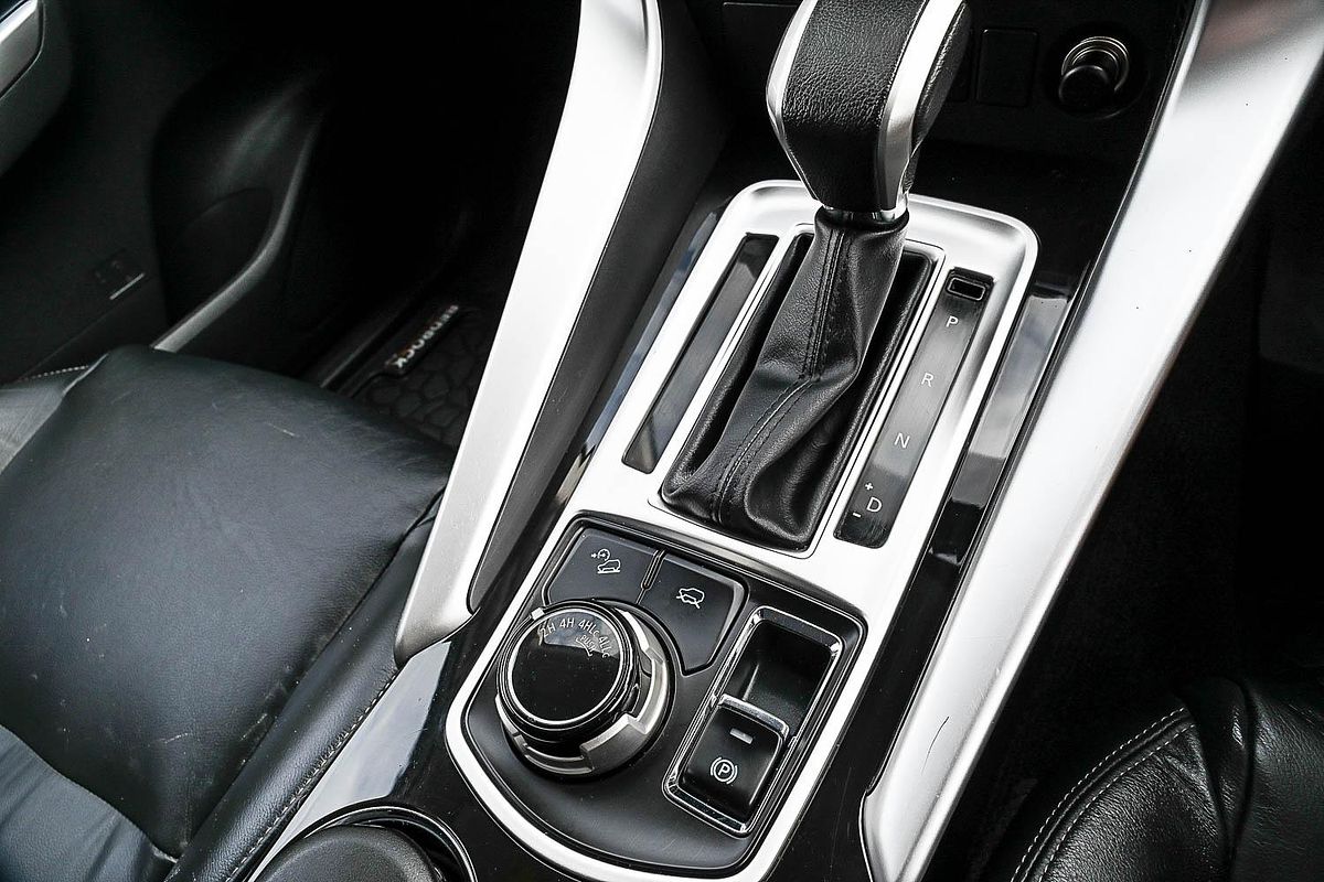 2016 Mitsubishi Pajero Sport GLS QE