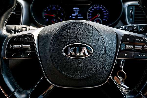 2018 Kia Sorento Si UM