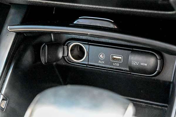 2018 Kia Sorento Si UM