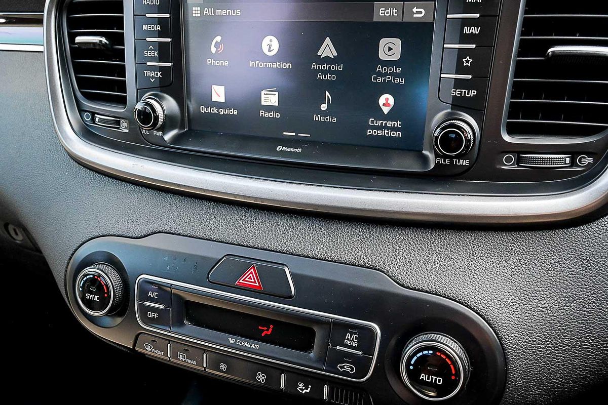 2018 Kia Sorento Si UM