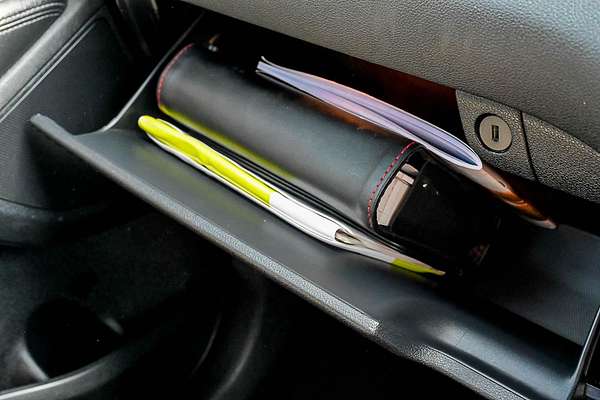 2018 Kia Sorento Si UM