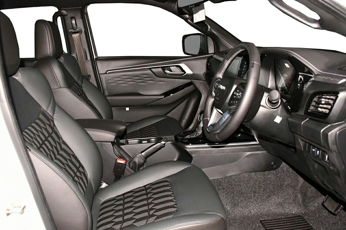 2025 Isuzu D-MAX LS-U+ 4X4