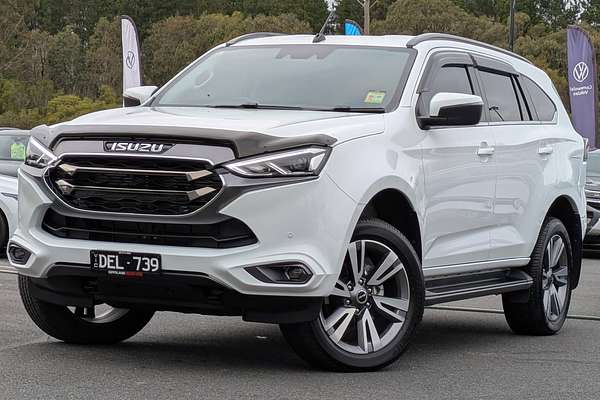 2024 Isuzu MU-X LS-T