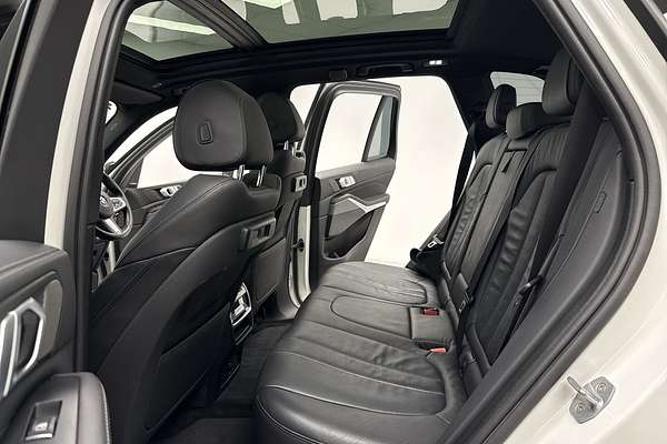 2018 BMW X5 M50d G05