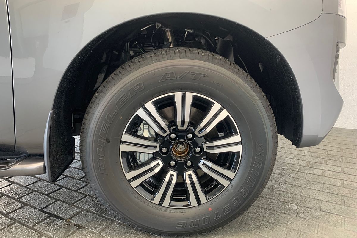 2025 Nissan Patrol Ti Y62