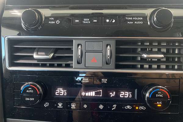 2025 Nissan Patrol Ti Y62