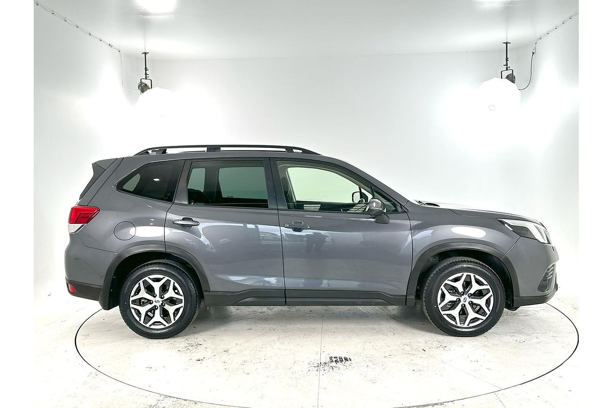 2023 Subaru Forester 2.5i S5