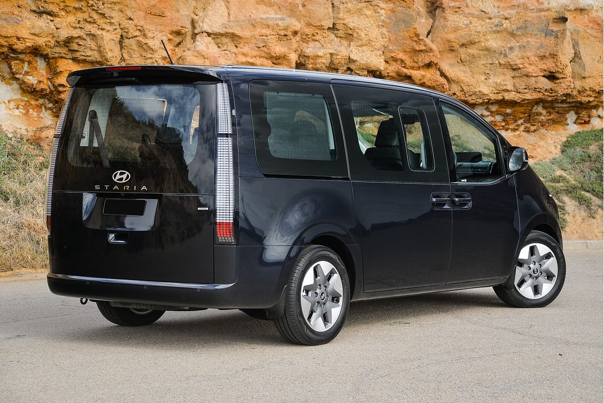 2024 Hyundai STARIA Highlander US4.V3