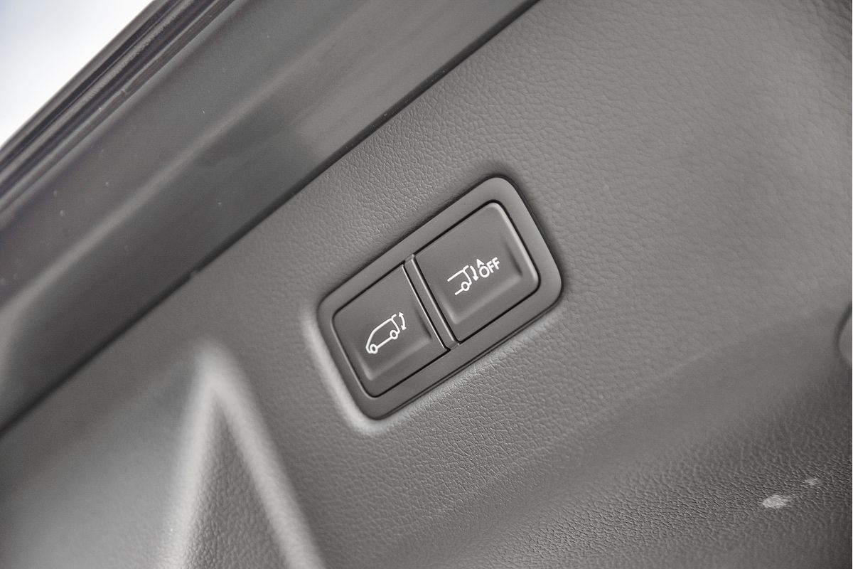 2024 Hyundai STARIA Highlander US4.V3