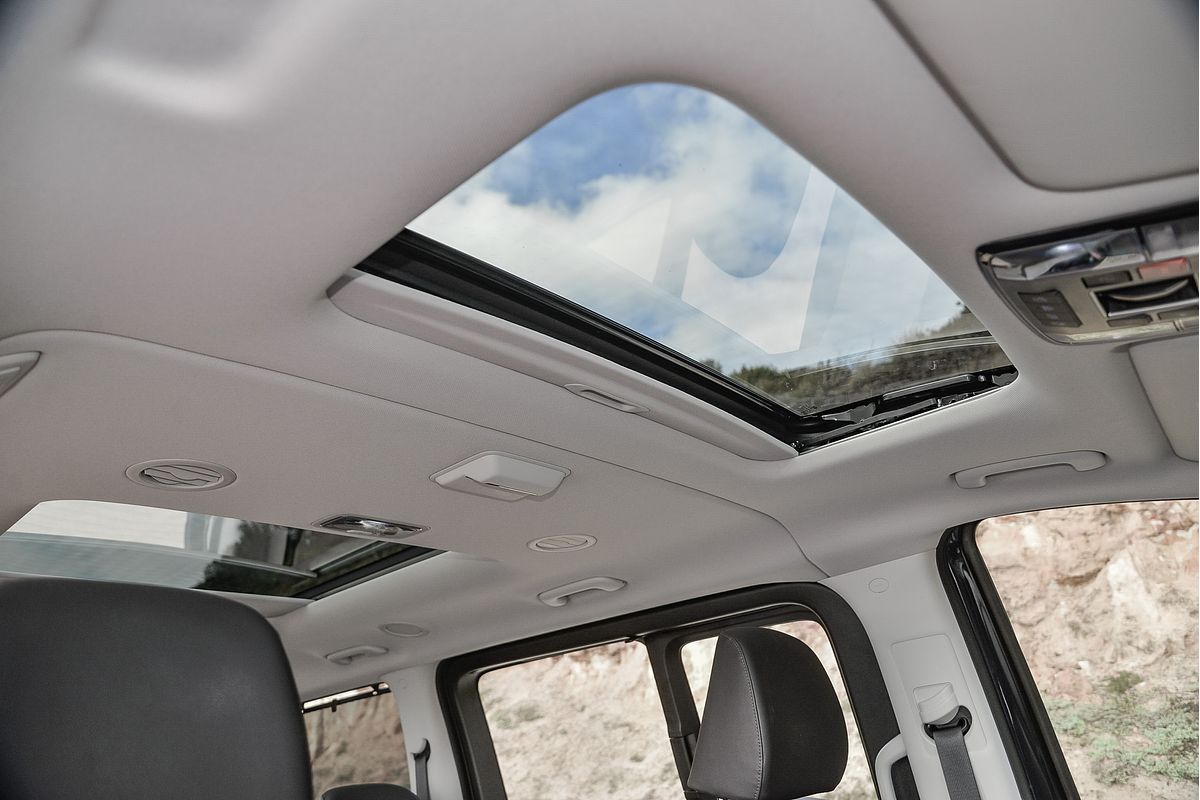 2024 Hyundai STARIA Highlander US4.V3