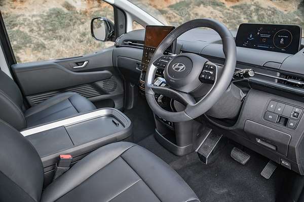 2024 Hyundai STARIA Highlander US4.V3