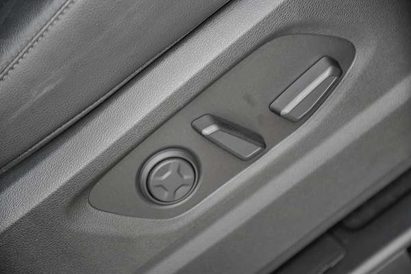 2024 Hyundai STARIA Highlander US4.V3