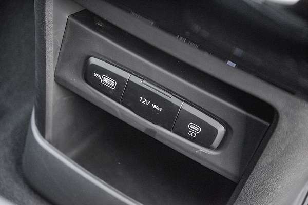 2024 Hyundai STARIA Highlander US4.V3