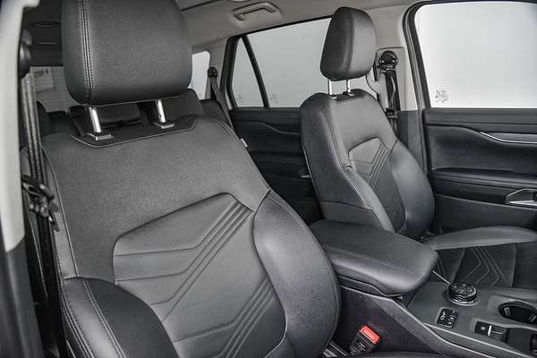 2023 Ford Everest Trend