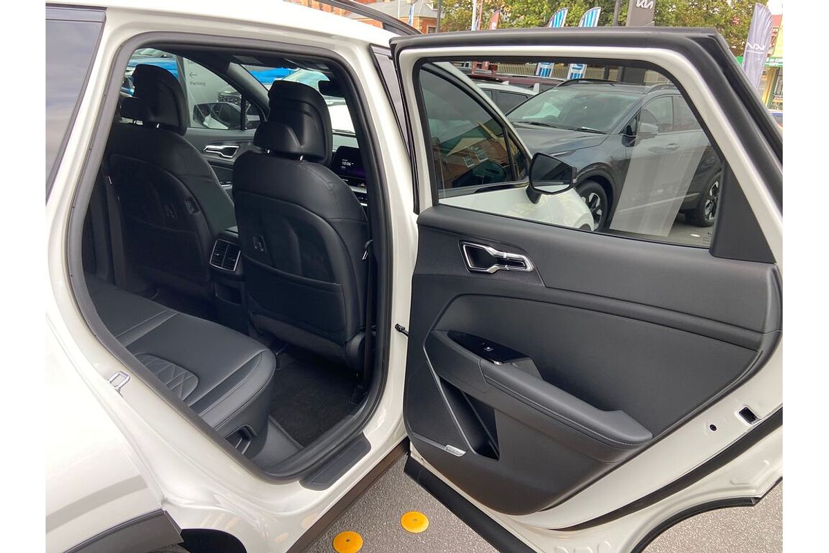 2025 Kia Sportage SX+ NQ5