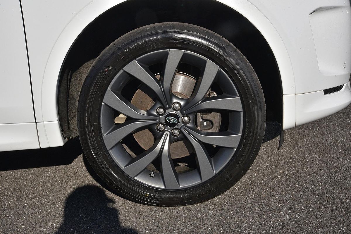 2022 Land Rover Discovery Sport P250 R-Dynamic SE L550