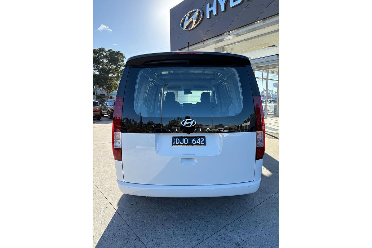 2025 Hyundai STARIA LOAD US4.V3