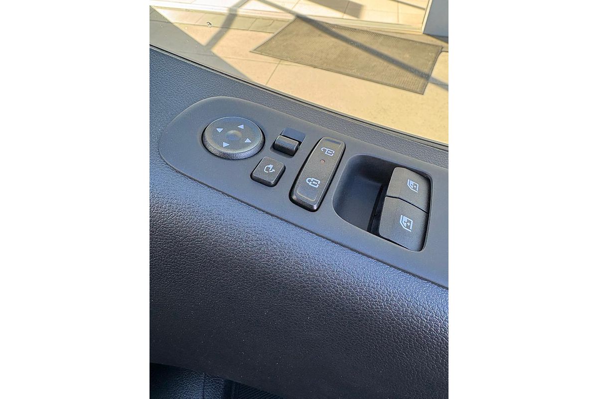 2025 Hyundai STARIA LOAD US4.V3