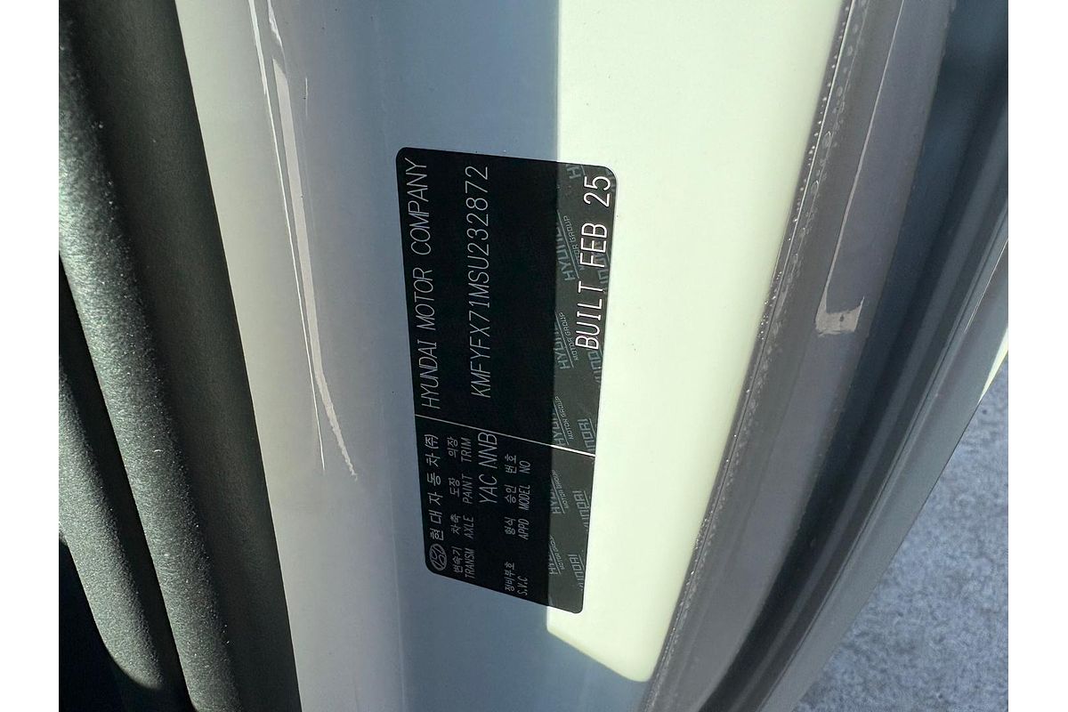 2025 Hyundai STARIA LOAD US4.V3