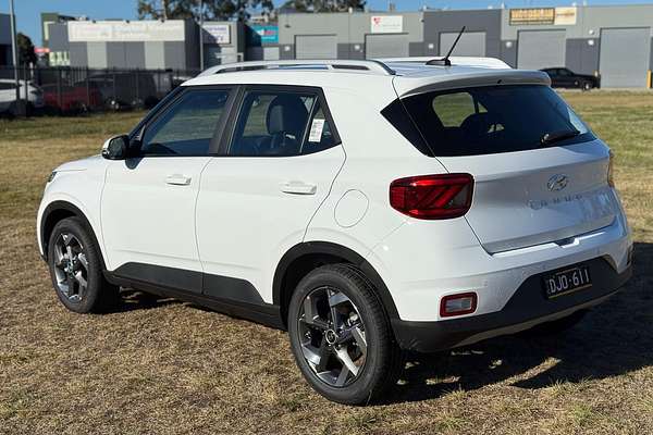 2025 Hyundai Venue Active QX.V5