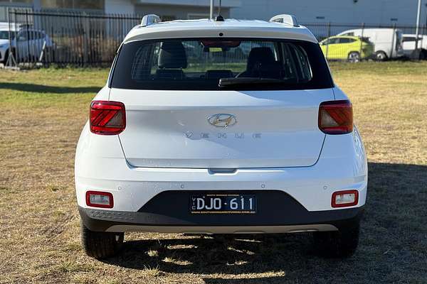 2025 Hyundai Venue Active QX.V5