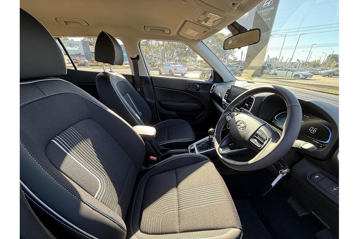 2025 Hyundai Venue Active QX.V5