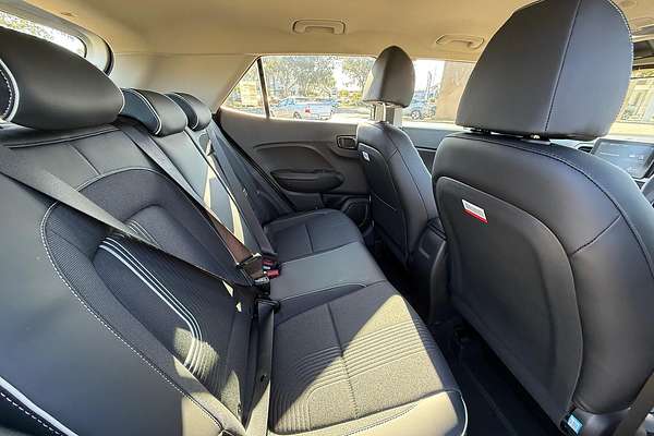 2025 Hyundai Venue Active QX.V5