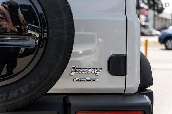 2025 Suzuki Jimny GLX GJ